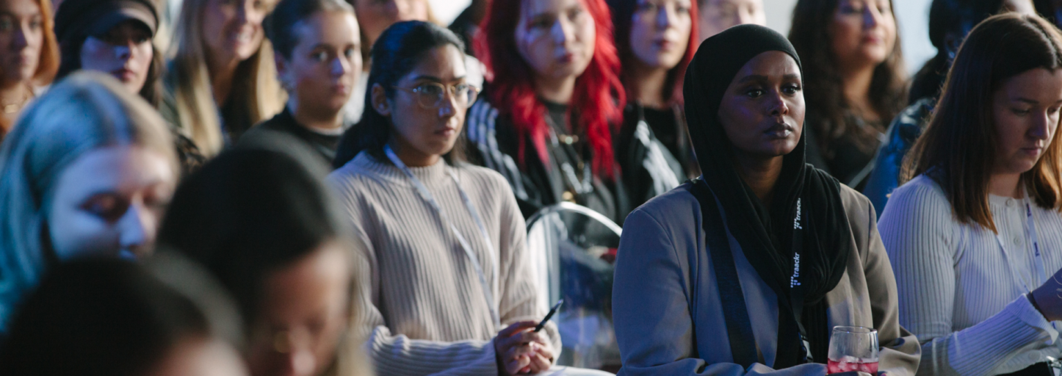 Top Networking Tips for Influencer Marketers I Traackr